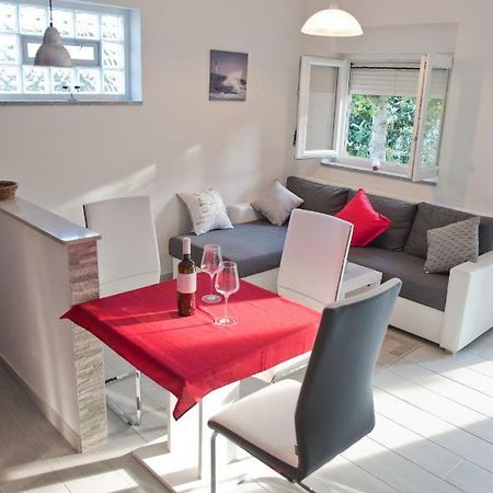 Apartment Stefania Ровинь Экстерьер фото