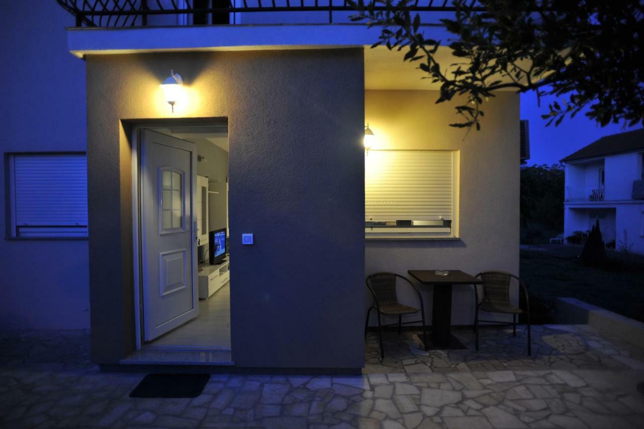 Apartment Stefania Ровинь Экстерьер фото